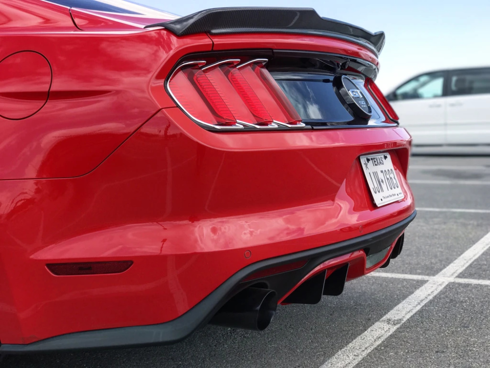 Плавники заднего диффузора Velossa Tech TORNADO для Ford Mustang (S550) 2015-17