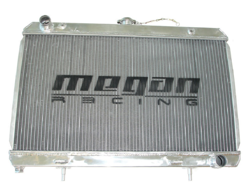 Алюминиевый 3-х рядный радиатор Megan Racing для Nissan 240SX S13 SR20DET (1989-94)