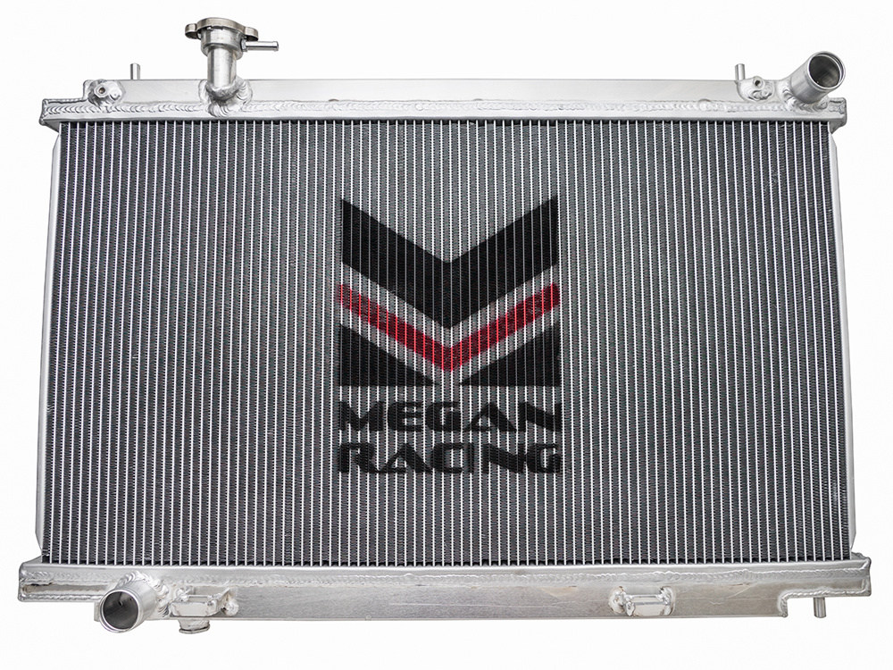 Алюминиевый радиатор Megan Racing 2 Row для Nissan 350Z (VQ35DE) 3.5L V6 (2003-06) MT