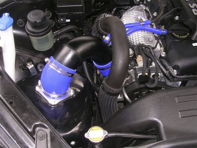 Система холодного впуска NGM Black Fiberglass Defender для Genesis Coupe 2.0T (2010-12)