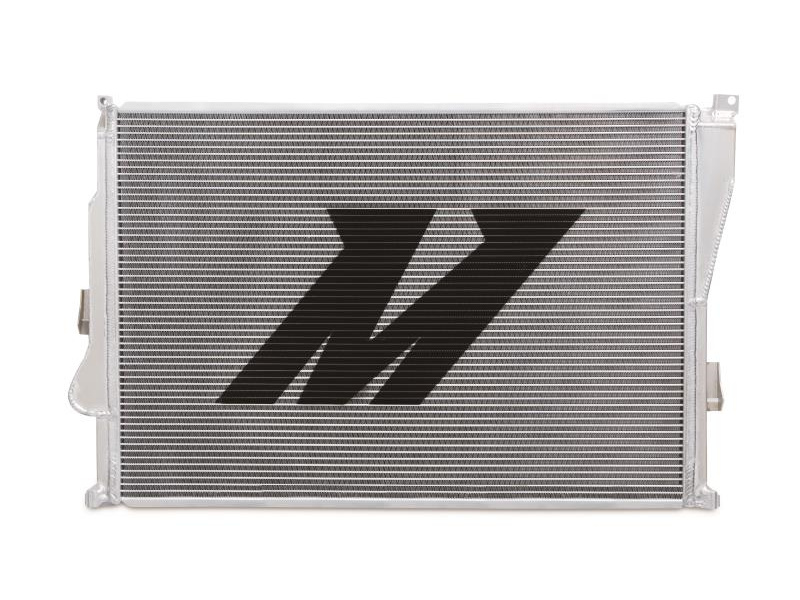 Алюминиевый радиатор Mishimoto для BMW M3 (E46) 3.2L L6 (S54B32)