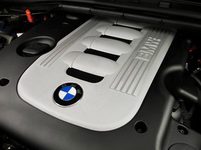 BMW X5 Diesel 35d Engine.jpg