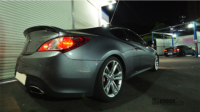 Tail-Gate-Lip-Wing-Spoiler-for-08+-Genesis-Coupe_06.jpg